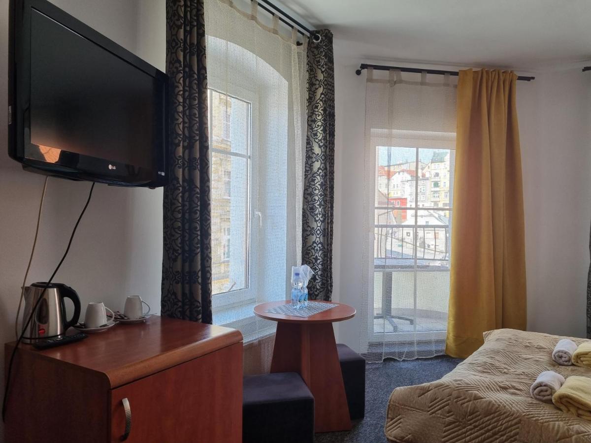 Przy Zelaznym Moscie Bed & Breakfast โควอตสโก ภายนอก รูปภาพ