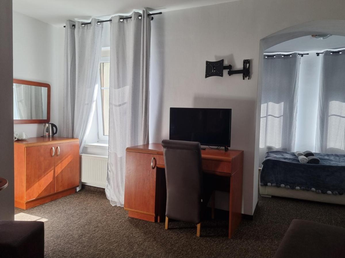 Przy Zelaznym Moscie Bed & Breakfast โควอตสโก ภายนอก รูปภาพ